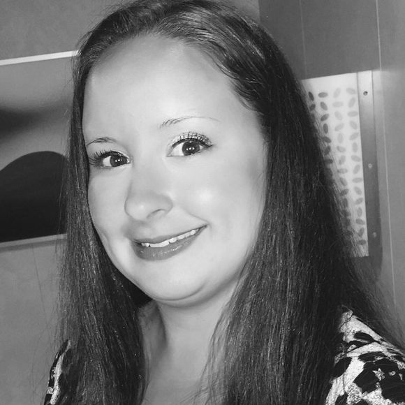 Jennifer, the savvy shopaholic 🥥🌴🌺☀️🌊🐠🏖⛵️ - Picture 2 of 8